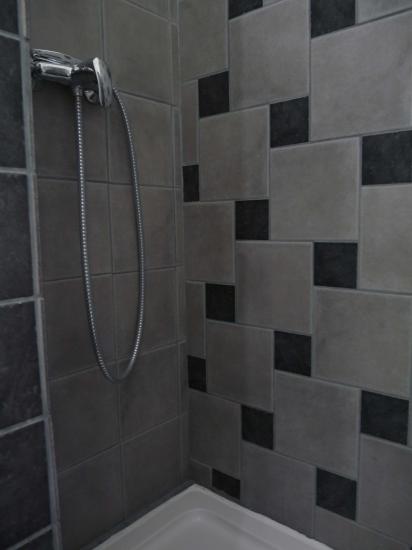 Salle de bain - Douche vue 2