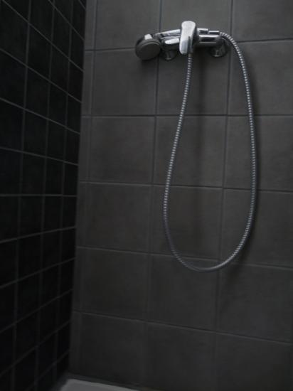 Salle de bain - Douche vue 1