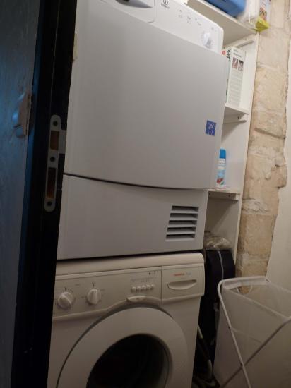 Machine à laver / Sèche linge à disposition