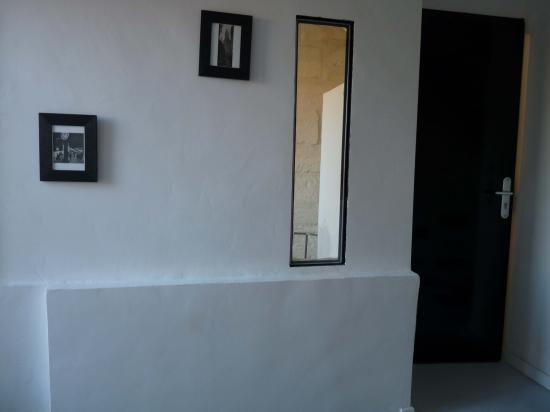 La porte d'entrée vue de l'intérieur du loft