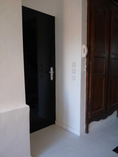 VUE PORTE D ENTREE